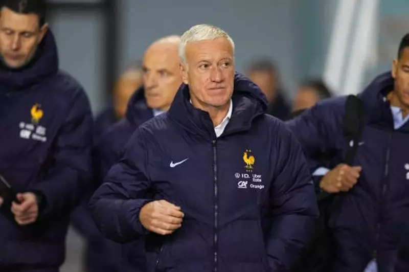 ديشامب يكشف عن تغييرات مرتقبة في تشكيل فرنسا لمواجهة ألمانيا: احتمالية تواجد الحارس الجديد