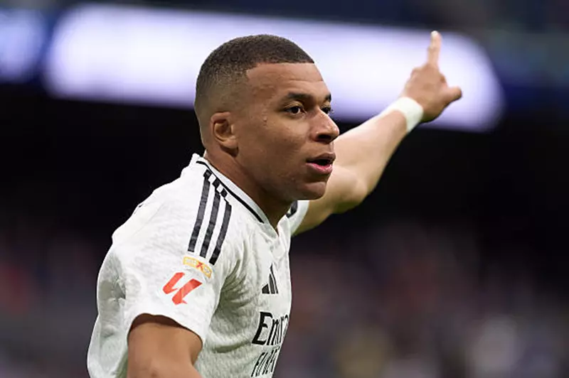 مبابي: أهمية كأس العالم للأندية وتصويتي لديمبيلي في سباق الكرة الذهبية